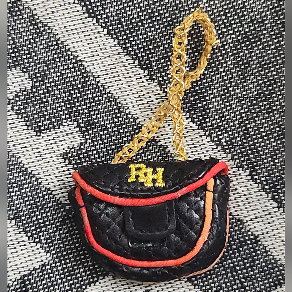 Rainbow High Doll Deluxe Fashion Closet Replacement Black Gold Purse Quilted Bag